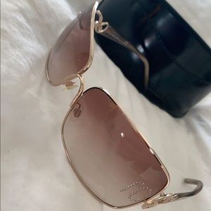 Beautiful like new designer sunglasses